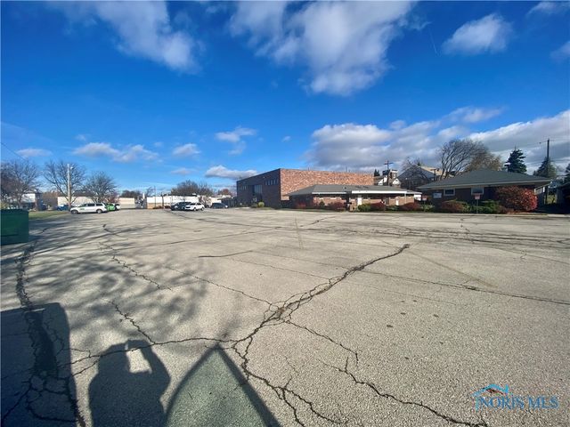 723 Phillips Avenue, C, Toledo, OH 43612