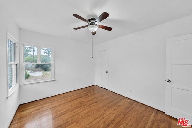 6531 Hayvenhurst Avenue, Los Angeles, CA 91406