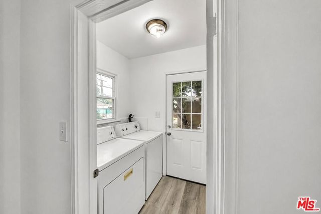 6531 Hayvenhurst Avenue, Los Angeles, CA 91406