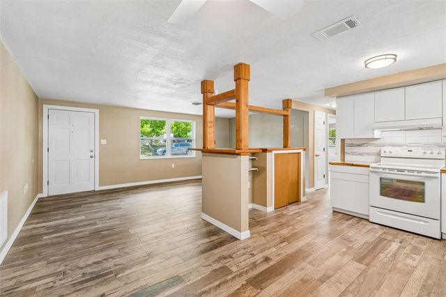 5046 FARLEY DRIVE, Holiday, FL 34690