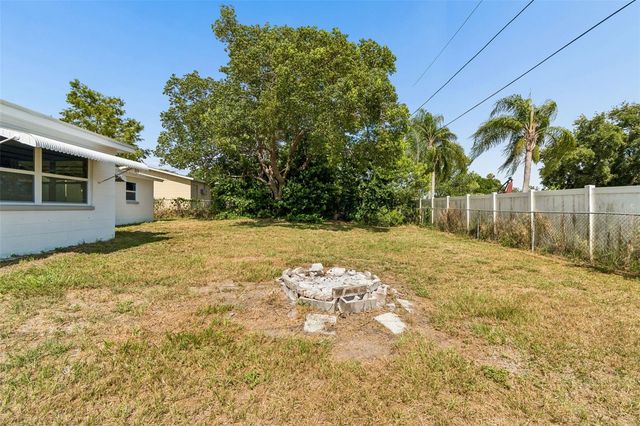 5046 FARLEY DRIVE, Holiday, FL 34690