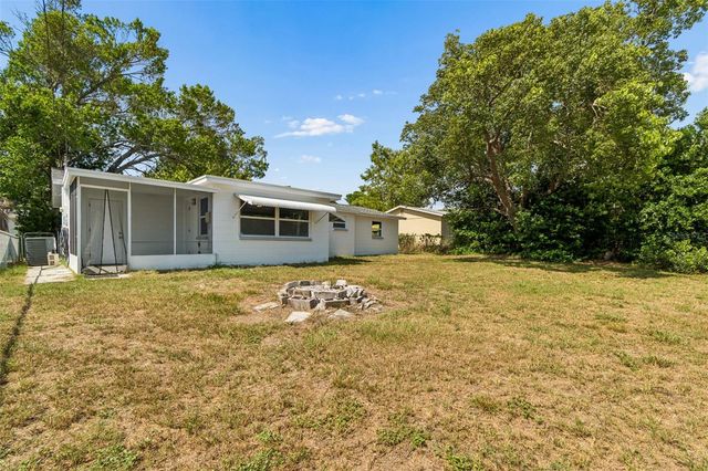5046 FARLEY DRIVE, Holiday, FL 34690