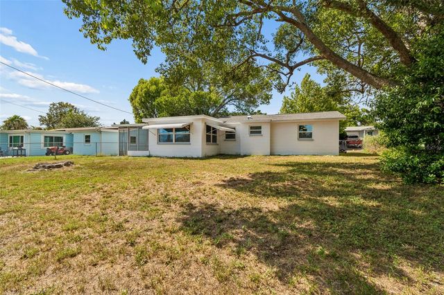 5046 FARLEY DRIVE, Holiday, FL 34690