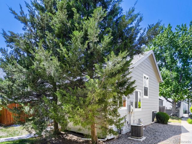 11846 E Cornell Circle, Aurora, CO 80014