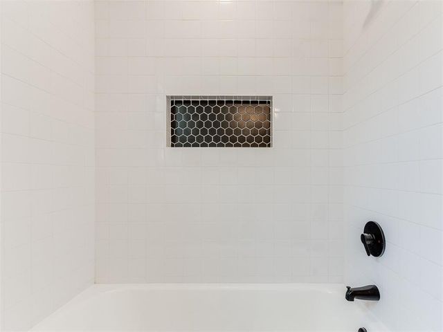 2201 N Roff Avenue, Oklahoma City, OK 73107