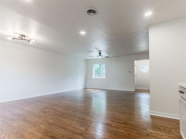 2201 N Roff Avenue, Oklahoma City, OK 73107