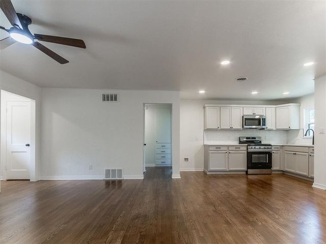 2201 N Roff Avenue, Oklahoma City, OK 73107