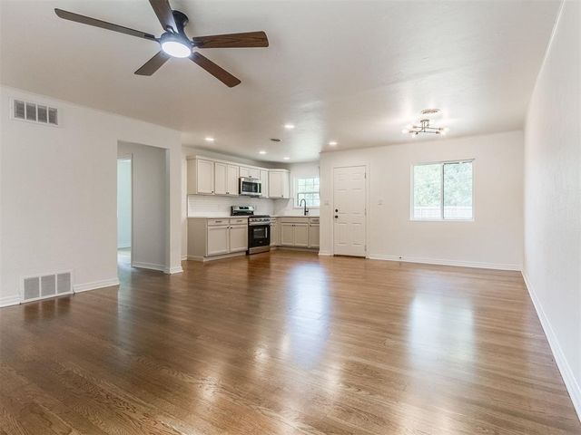 2201 N Roff Avenue, Oklahoma City, OK 73107