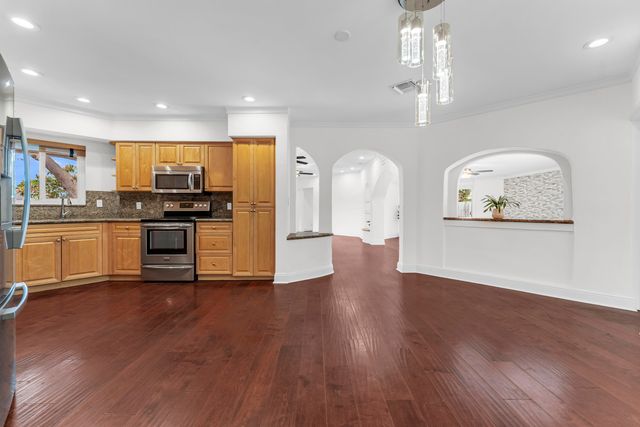 3617 NE 24th Avenue, Fort Lauderdale, FL 33308