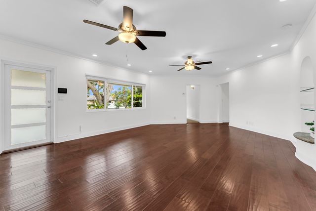 3617 NE 24th Avenue, Fort Lauderdale, FL 33308