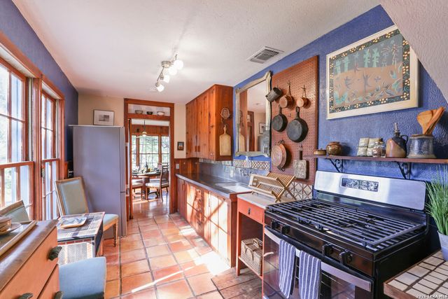 14252 Antonio, Helotes, TX 78023