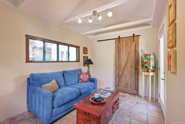 14252 Antonio, Helotes, TX 78023