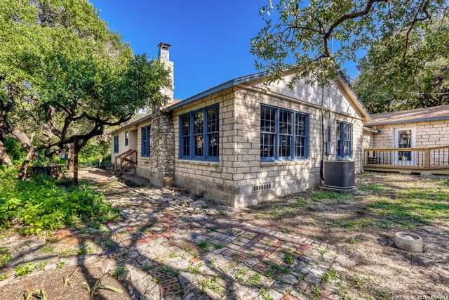 14252 Antonio, Helotes, TX 78023