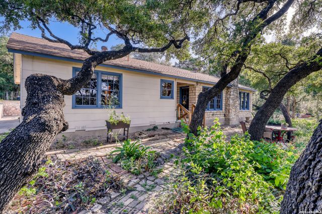 14252 Antonio, Helotes, TX 78023