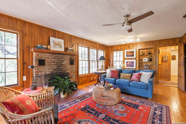 14252 Antonio, Helotes, TX 78023