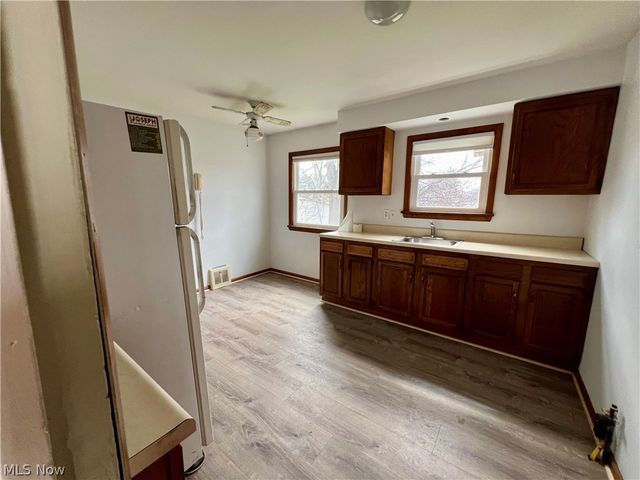 12328 Park Knoll Drive, Garfield Heights, OH 44125