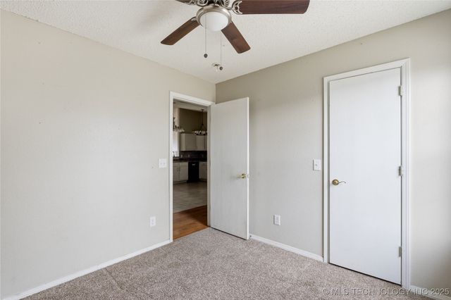 272 W Fairlane Place, Sapulpa, OK 74066