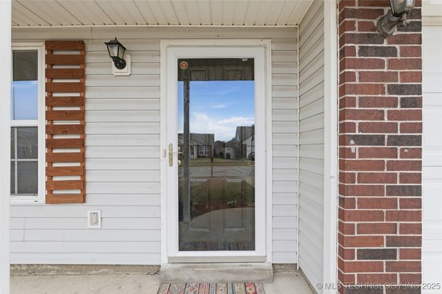 272 W Fairlane Place, Sapulpa, OK 74066