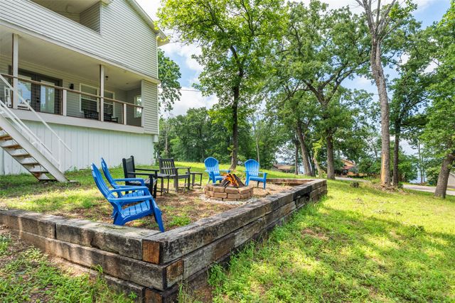 1327 Whispering Springs Drive, Tool, TX 75143