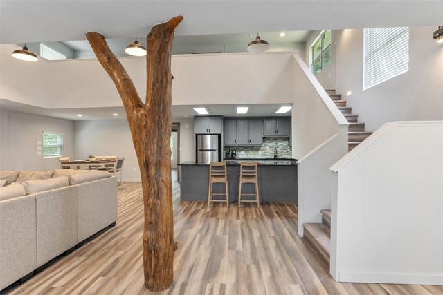 1327 Whispering Springs Drive, Tool, TX 75143