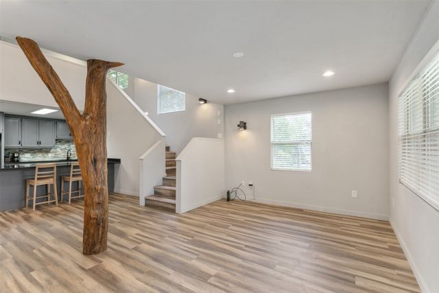 1327 Whispering Springs Drive, Tool, TX 75143