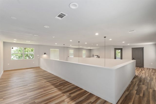 1327 Whispering Springs Drive, Tool, TX 75143