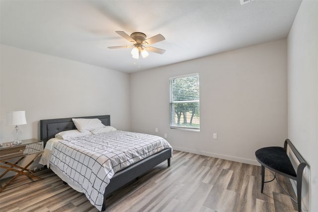 1327 Whispering Springs Drive, Tool, TX 75143