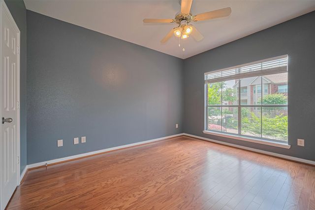 1330 Old Spanish Trail 8202, Houston, TX 77054