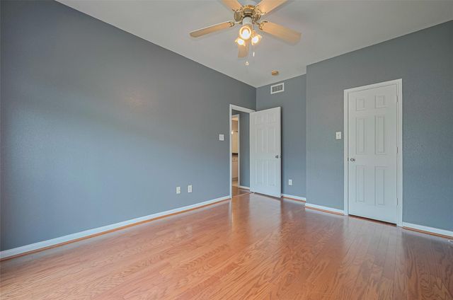 1330 Old Spanish Trail 8202, Houston, TX 77054