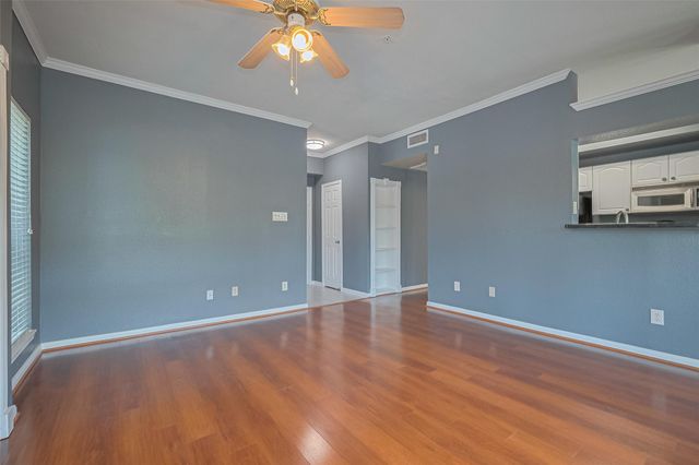 1330 Old Spanish Trail 8202, Houston, TX 77054