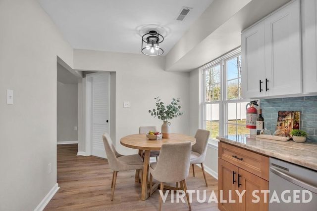 3 LONG BOW DR, Sewell, NJ 08080