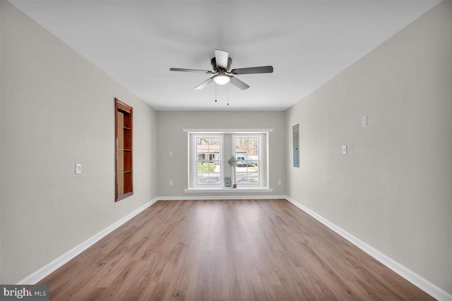 3 LONG BOW DR, Sewell, NJ 08080