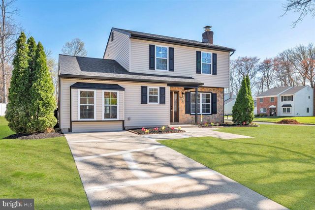 3 LONG BOW DR, Sewell, NJ 08080