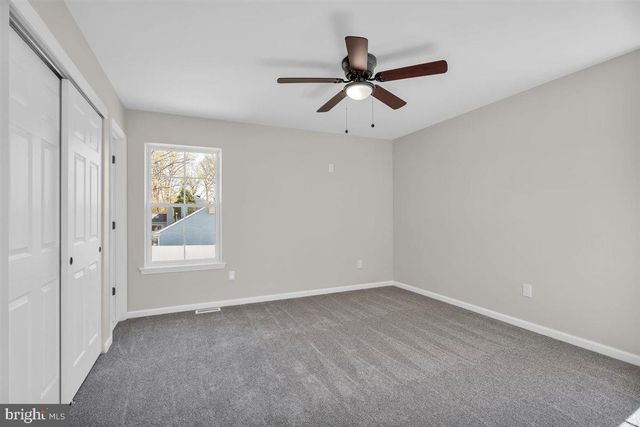 3 LONG BOW DR, Sewell, NJ 08080