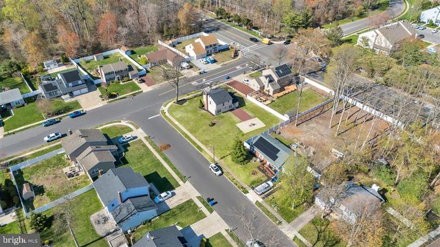 3 LONG BOW DR, Sewell, NJ 08080