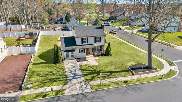 3 LONG BOW DR, Sewell, NJ 08080