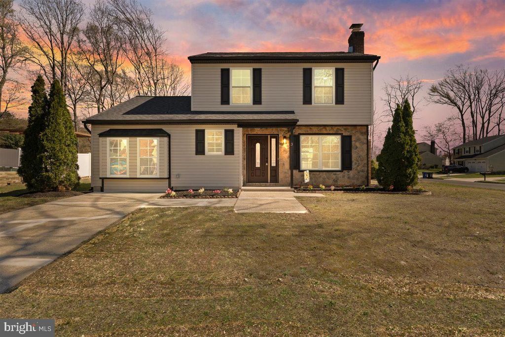 3 LONG BOW DR, Sewell, NJ 08080