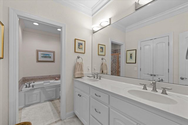 2528 St Lucie Court, Chattanooga, TN 37421
