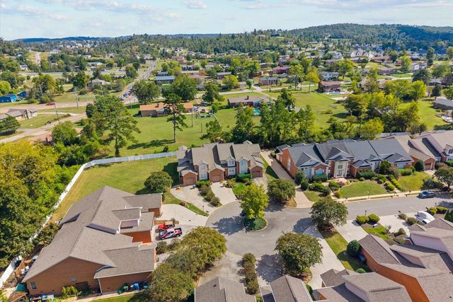 2528 St Lucie Court, Chattanooga, TN 37421