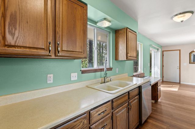2526 E Nicklaus Pl, Spokane, WA 99223