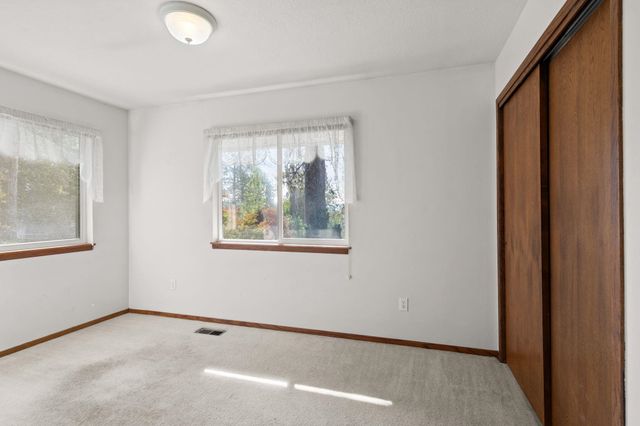 2526 E Nicklaus Pl, Spokane, WA 99223