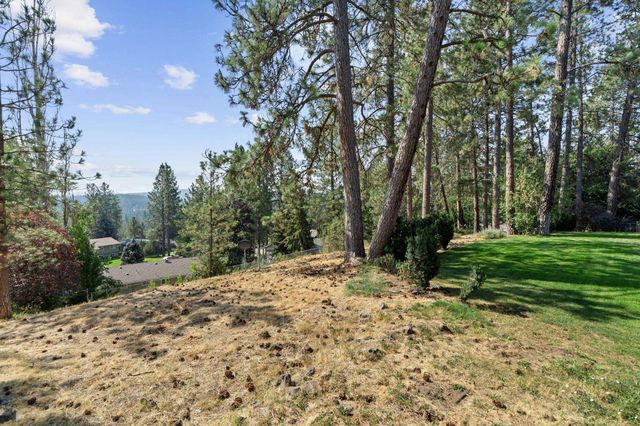 2526 E Nicklaus Pl, Spokane, WA 99223