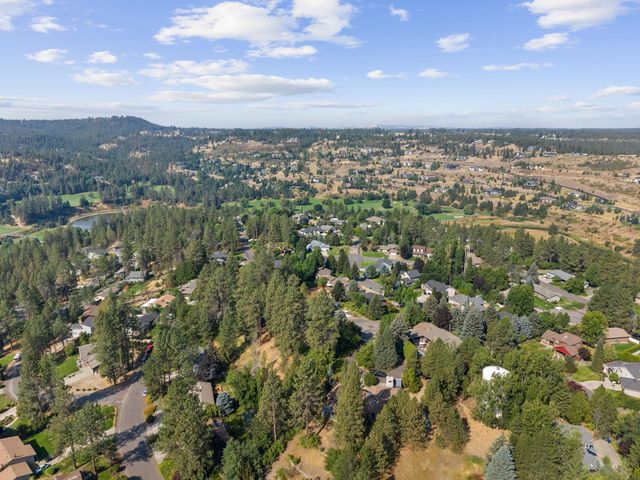 2526 E Nicklaus Pl, Spokane, WA 99223