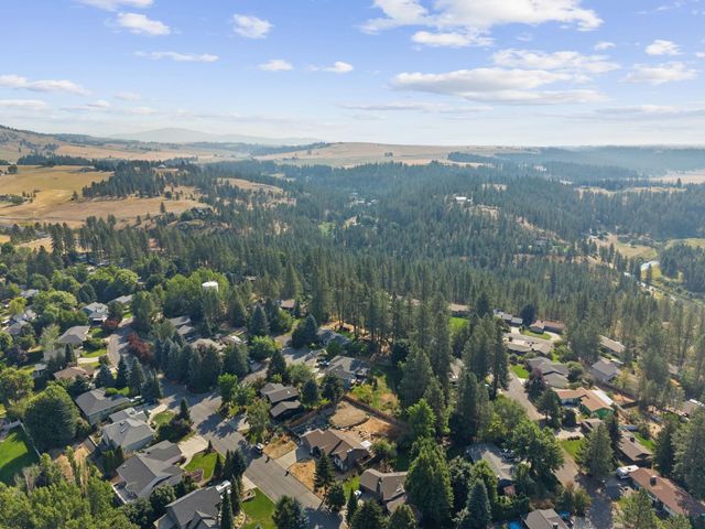 2526 E Nicklaus Pl, Spokane, WA 99223