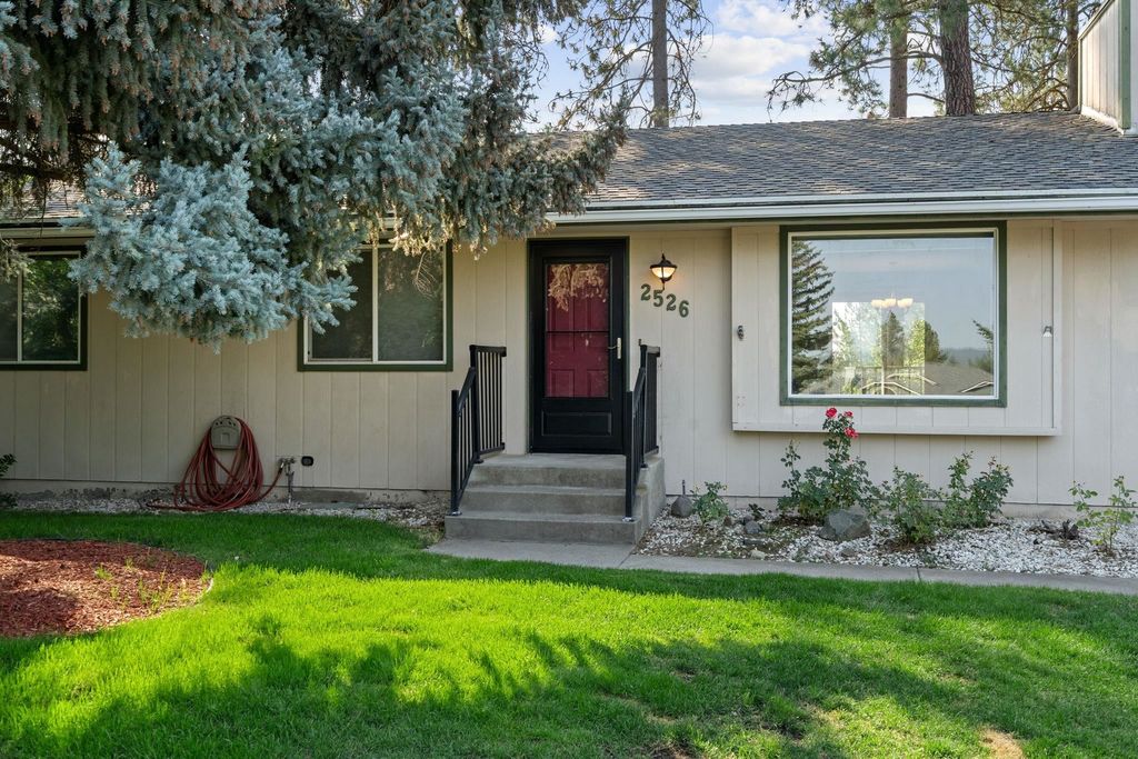 2526 E Nicklaus Pl, Spokane, WA 99223