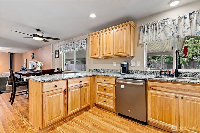 11404 208th Avenue E, Bonney Lake, WA 98391