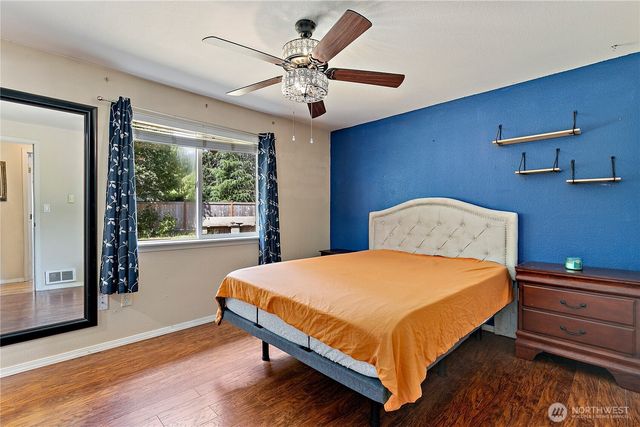 11404 208th Avenue E, Bonney Lake, WA 98391