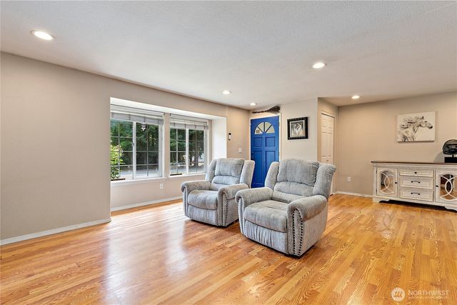 11404 208th Avenue E, Bonney Lake, WA 98391
