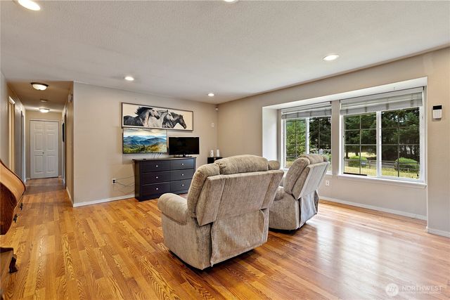 11404 208th Avenue E, Bonney Lake, WA 98391