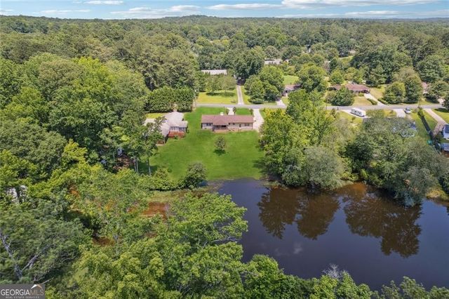 12 Windsor Way, Newnan, GA 30263